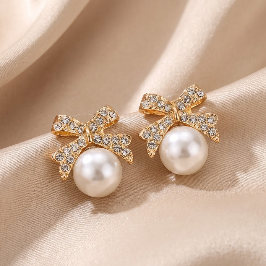 Aria Crystal Bow & Pearl Studs